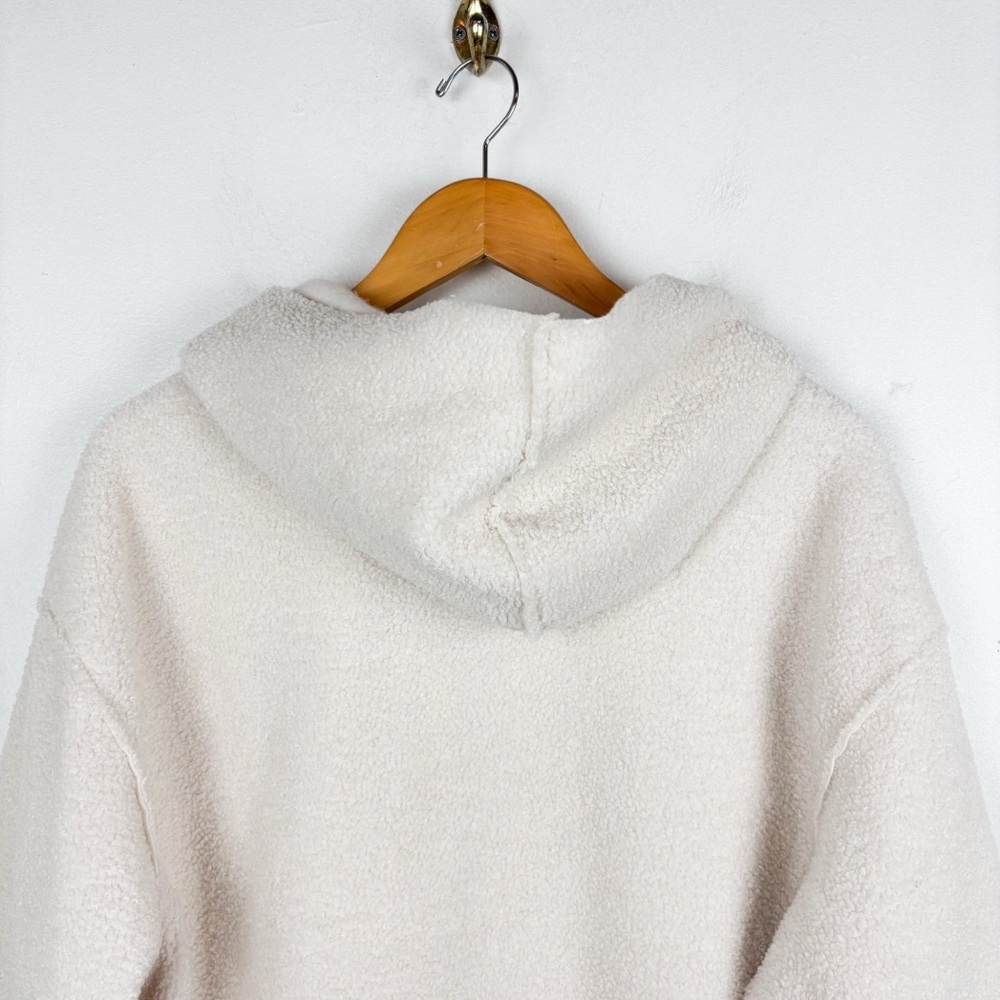 NWT Max Studio Cream Sherpa Clasp Front Jacket Sz M - Picture 8 of 10